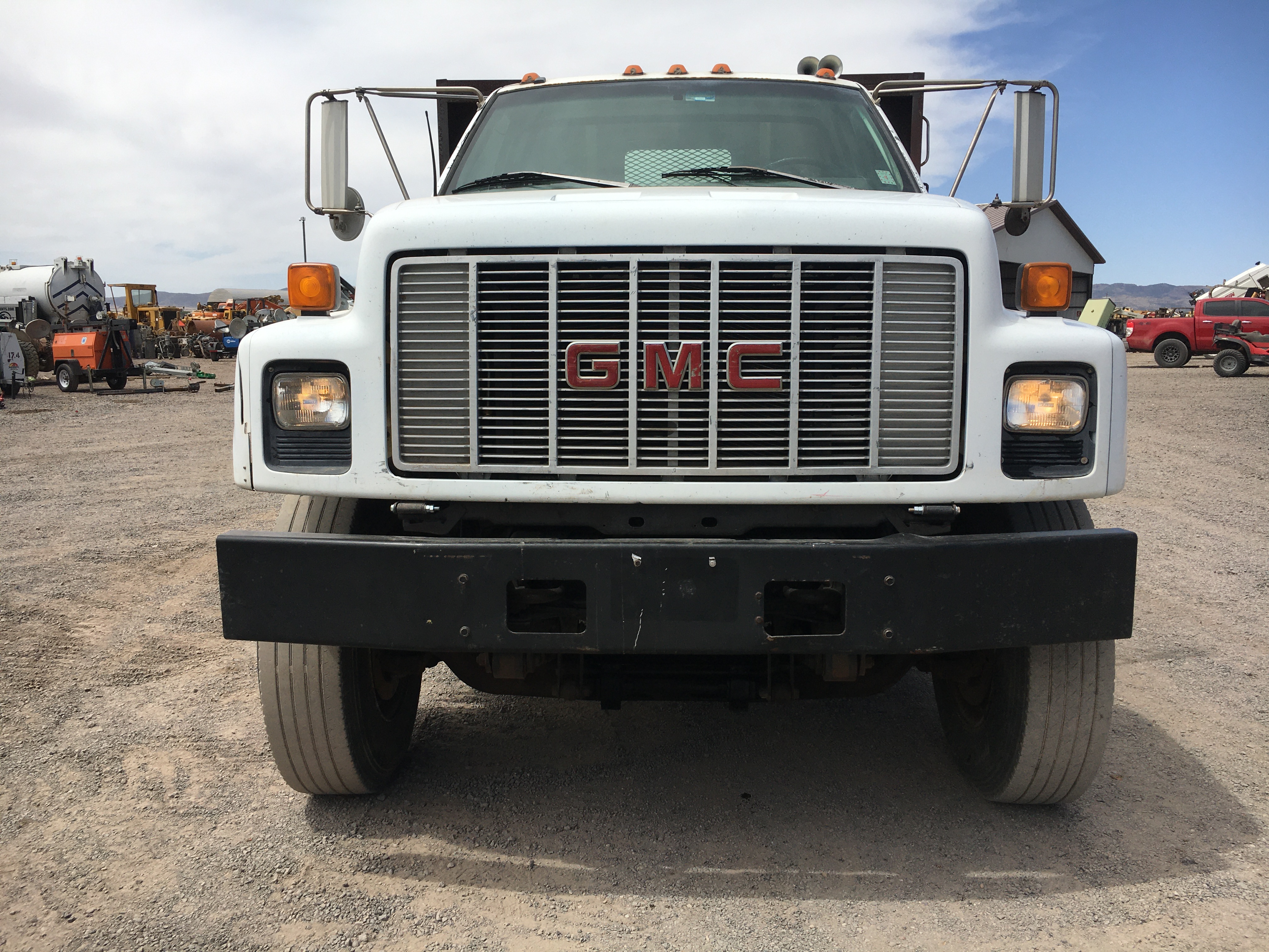 CAMION PLATAFORMA GMC C7500